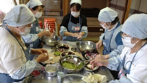 地域ふれあい食堂　こねくと食堂